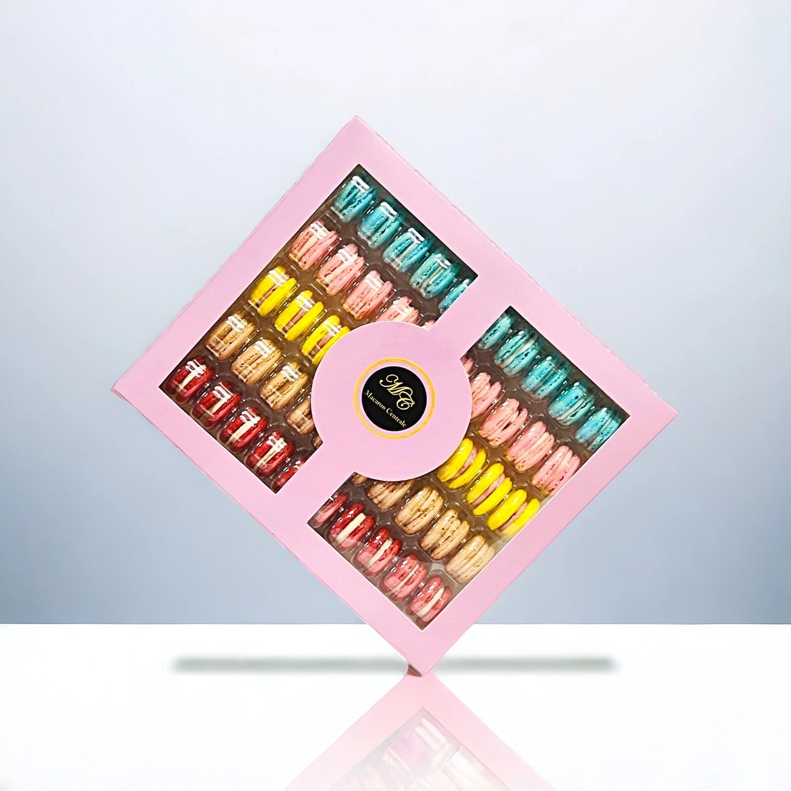 50 Pack Assortment French Macarons | Customizable Gift Set - Macaron Centrale4th of JulyValue Pack