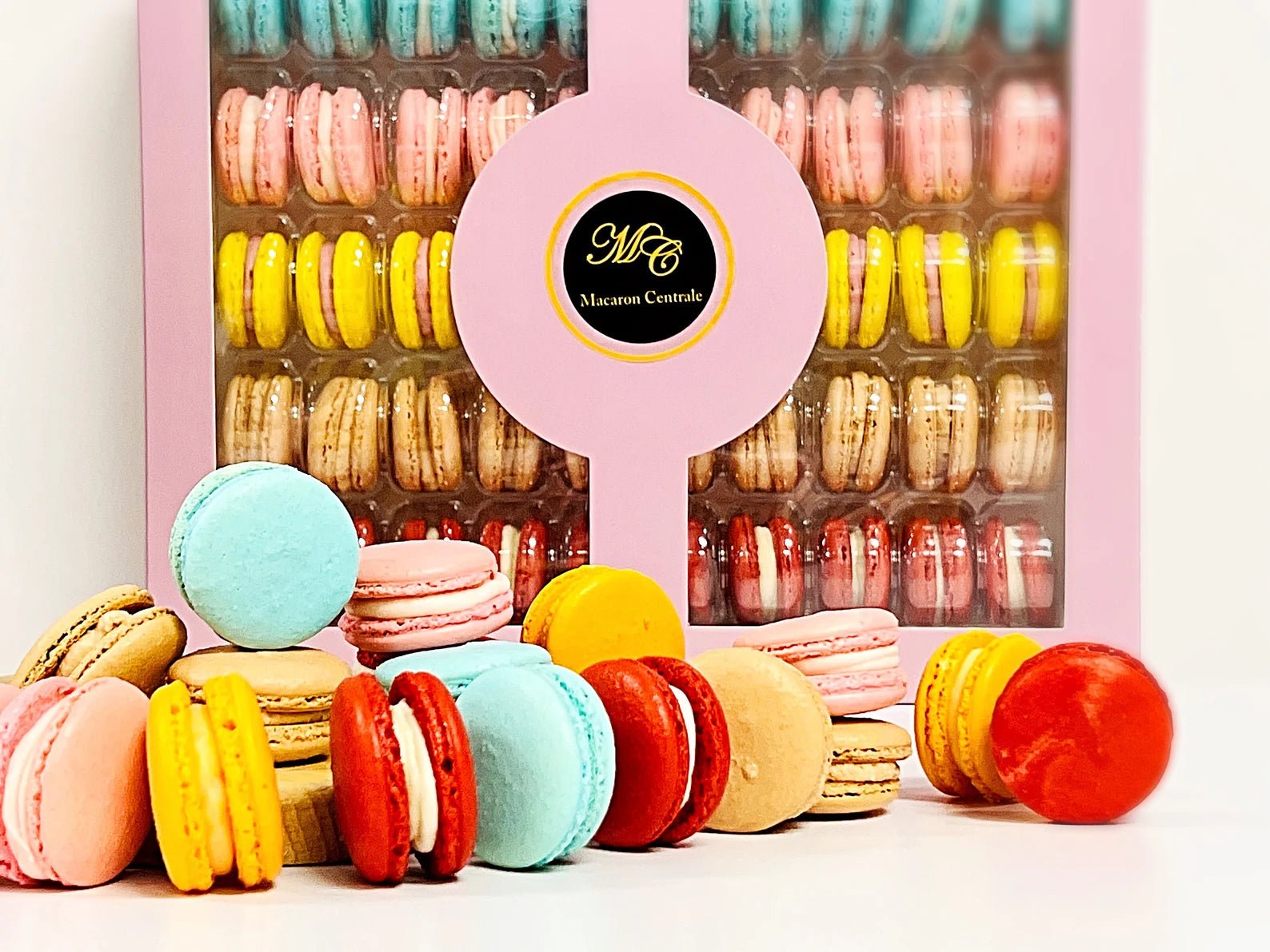 50 Pack Assortment French Macarons | Customizable Gift Set - Macaron Centrale4th of JulyValue Pack