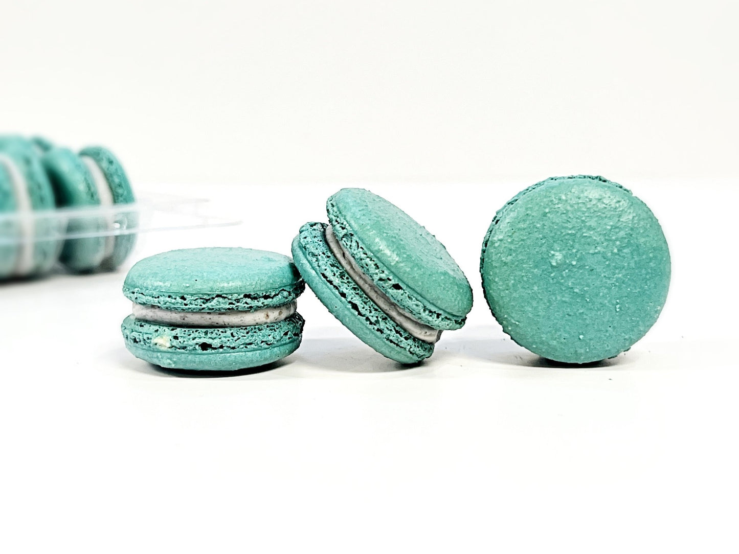 50 Pack Blackberry Lavender French Macaron Value Pack - Macaron Centrale