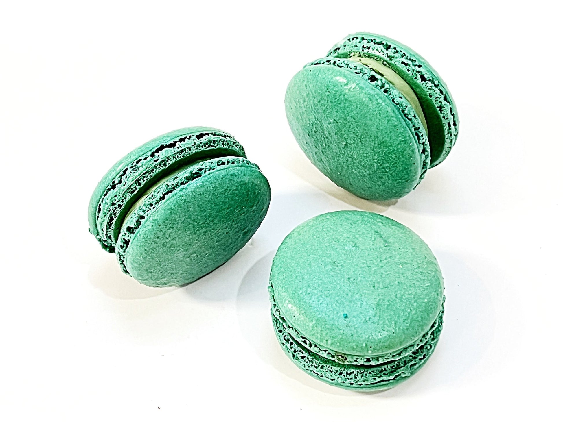 50 Pack Butterbeer Ganache French Macaron Value - Macaron Centrale