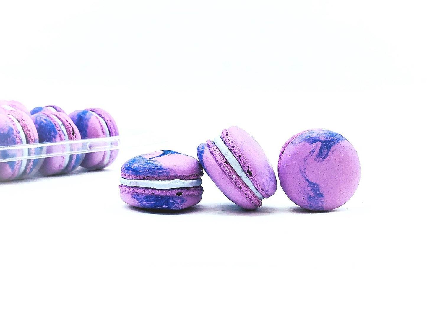 50 Pack Butterfly Pea French Macaron Value Pack - Macaron Centrale