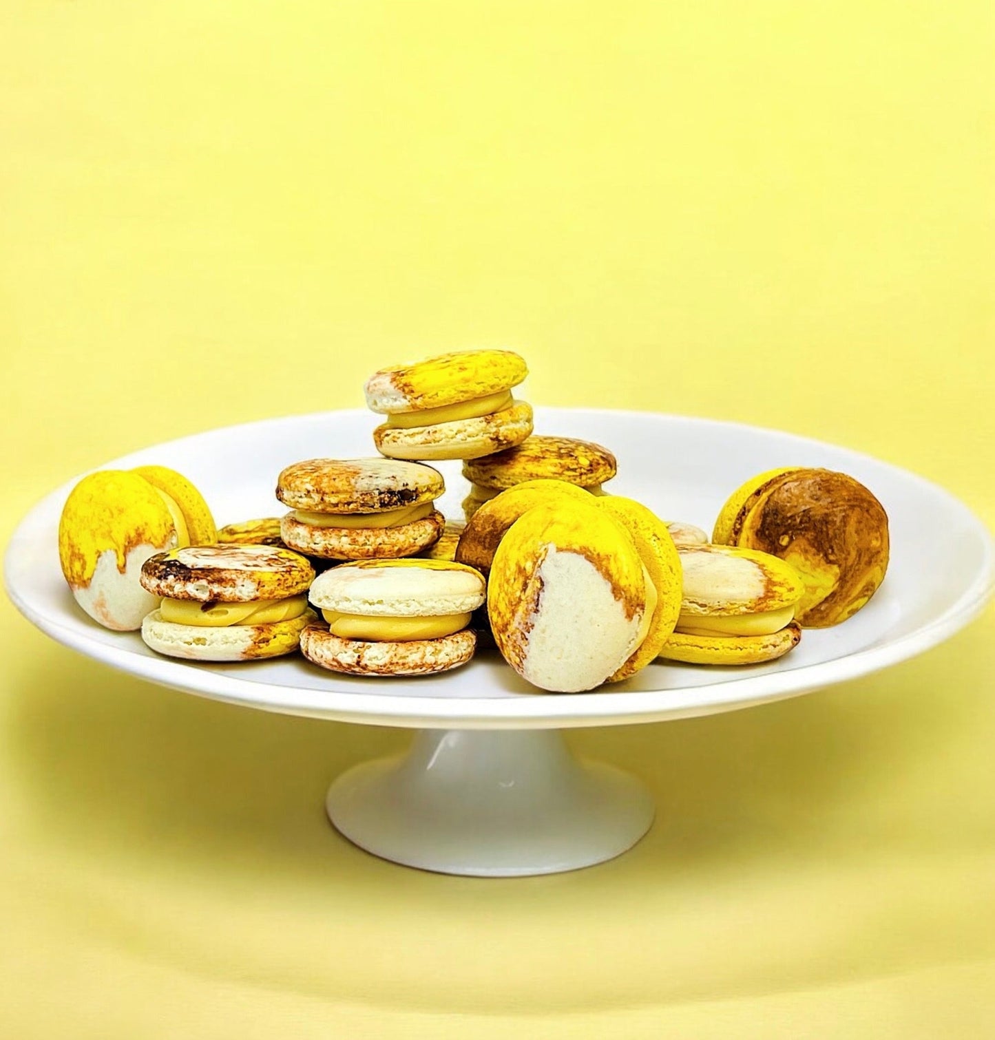 50 Pack Butterscotch Chocolate Macarons - Macaron Centrale