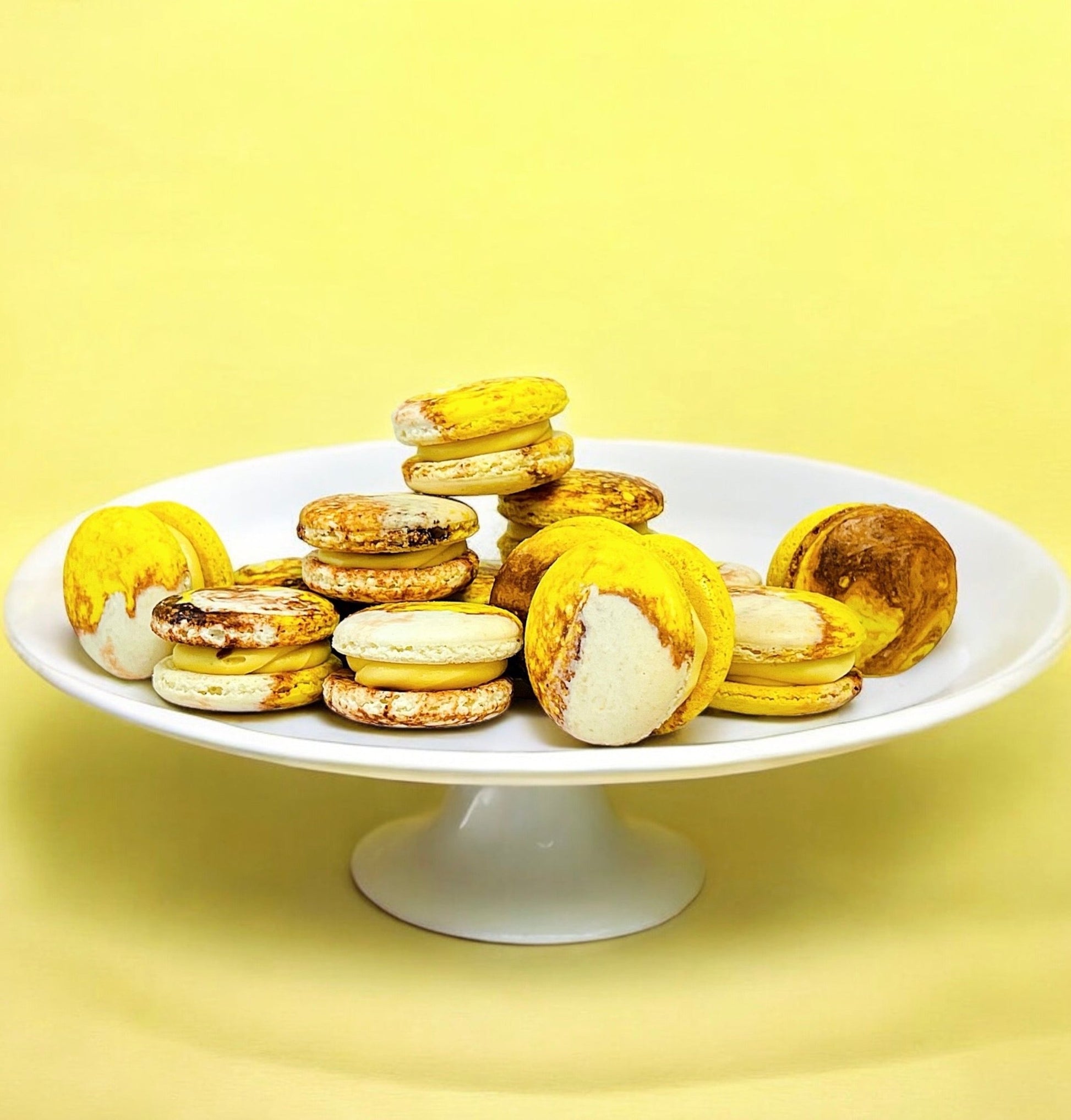 50 Pack Butterscotch Chocolate Macarons - Macaron Centrale