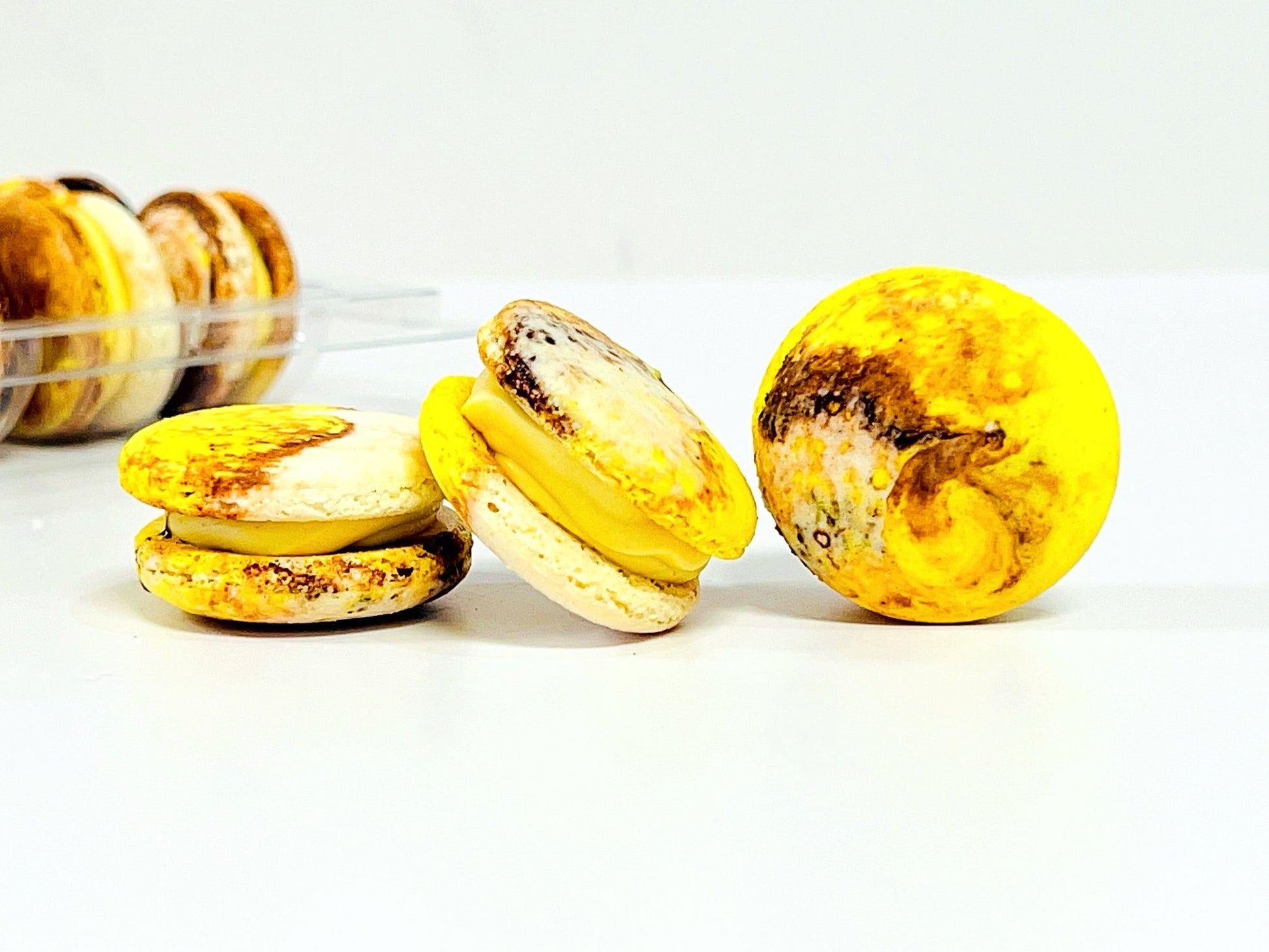 50 Pack Butterscotch Chocolate Macarons - Macaron Centrale