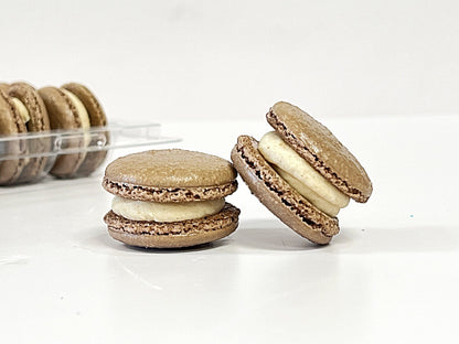 50 Pack Cinnamon Dulce French Macaron Value Pack - Macaron Centrale
