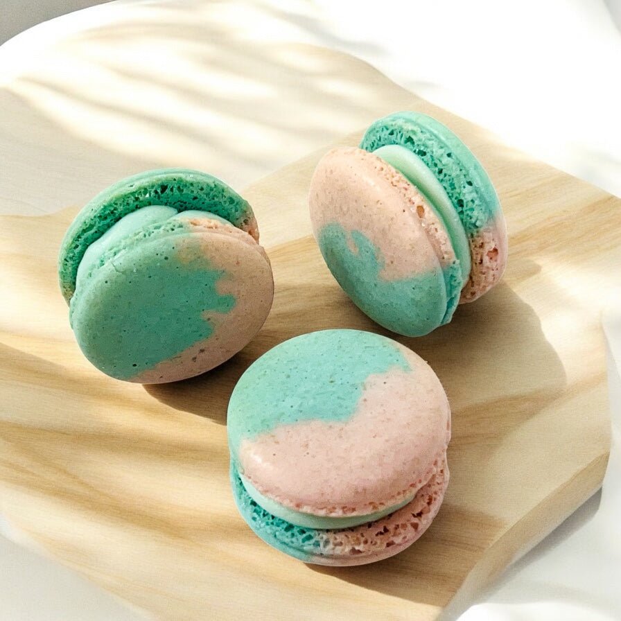 50 - Pack Cotton Cloud French Macarons - Macaron Centrale