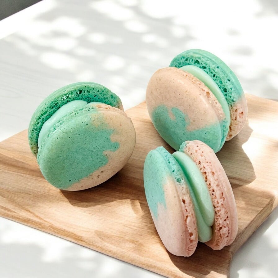 50 - Pack Cotton Cloud French Macarons - Macaron Centrale