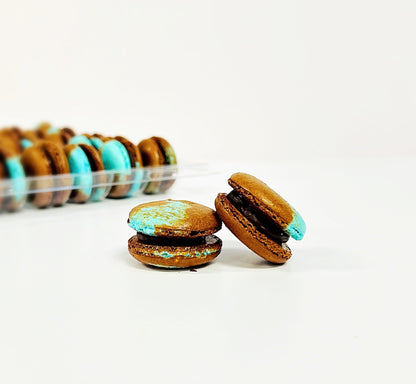 50 Pack Dark Chocolate Wild Blueberry French Macaron Value Pack - Macaron Centrale