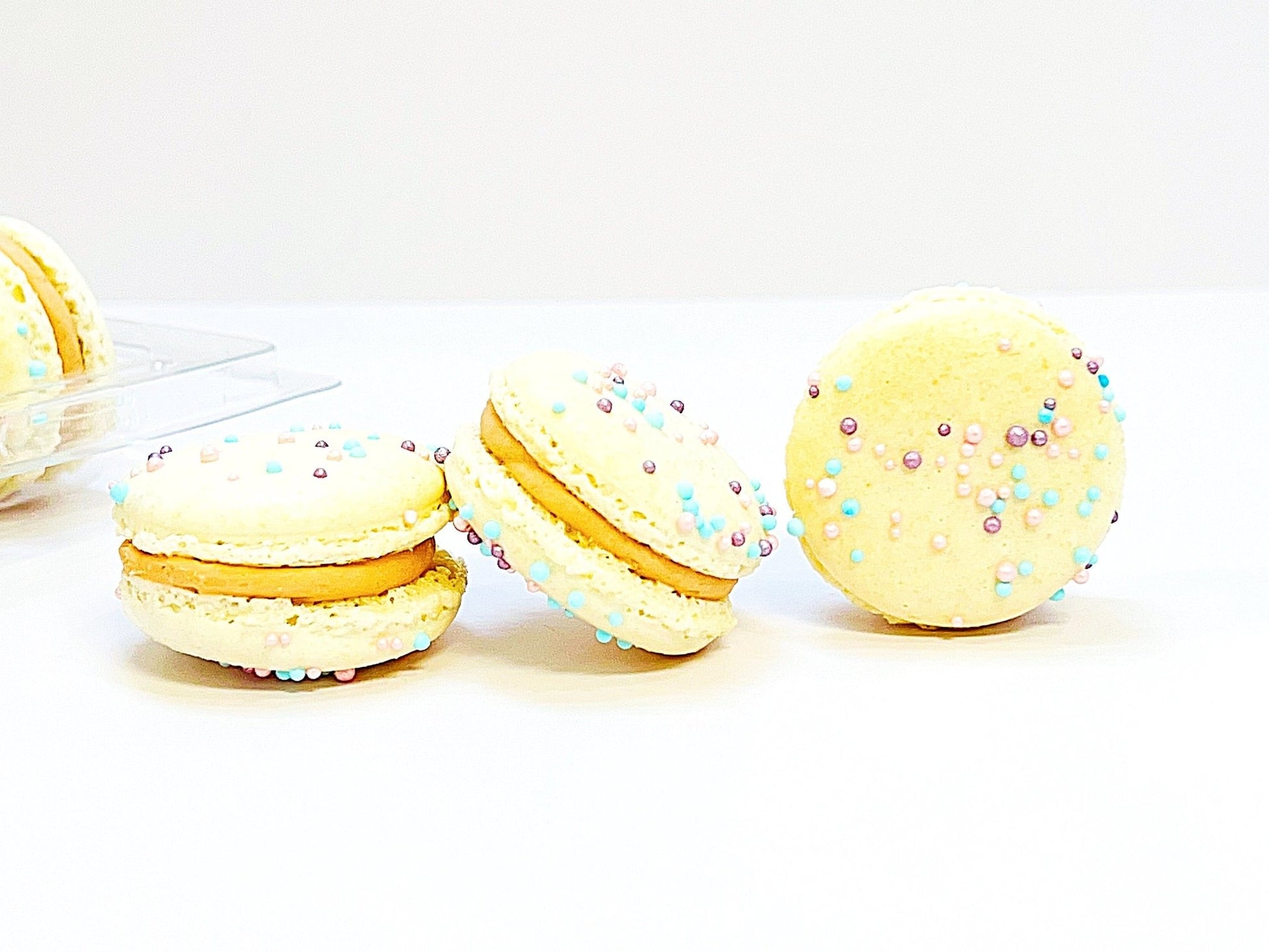 50 Pack Gourmet Caramel French Macaron Value Pack - Macaron Centrale