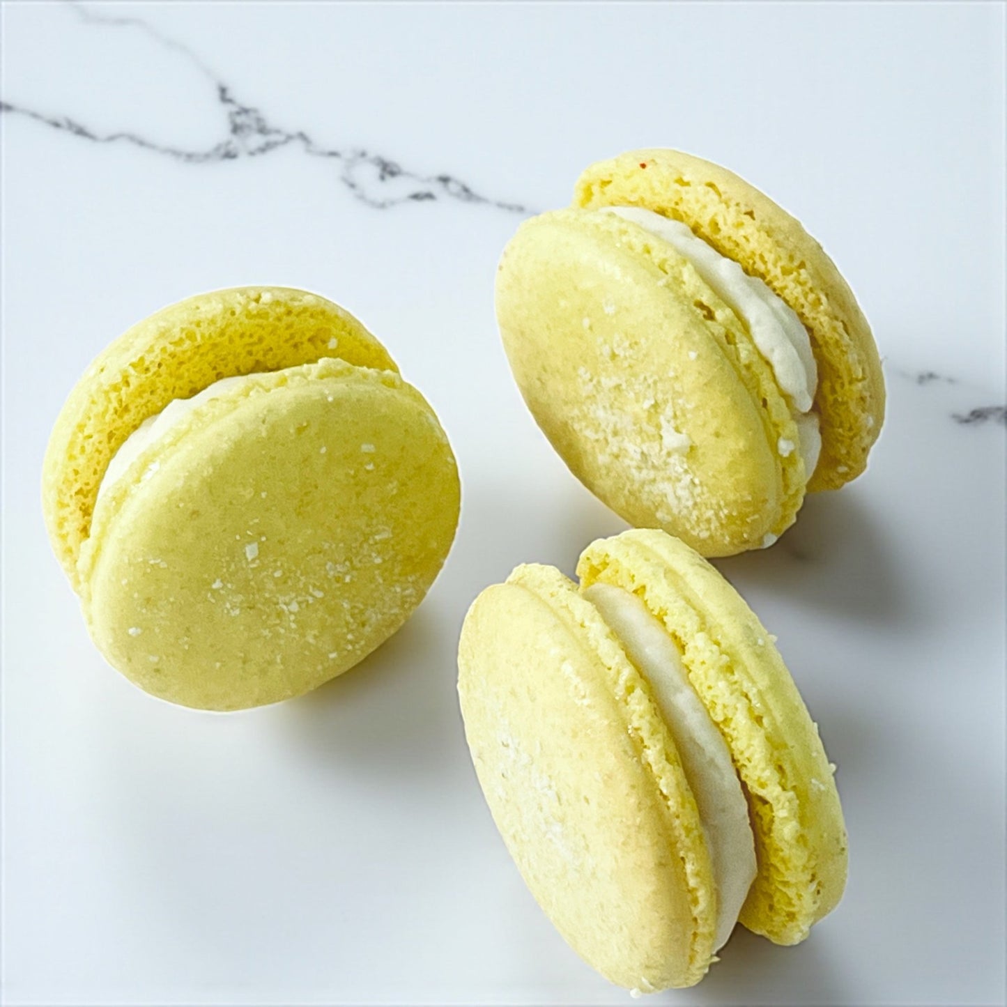 50 Pack Lemon Curd French Macarons - Macaron Centrale