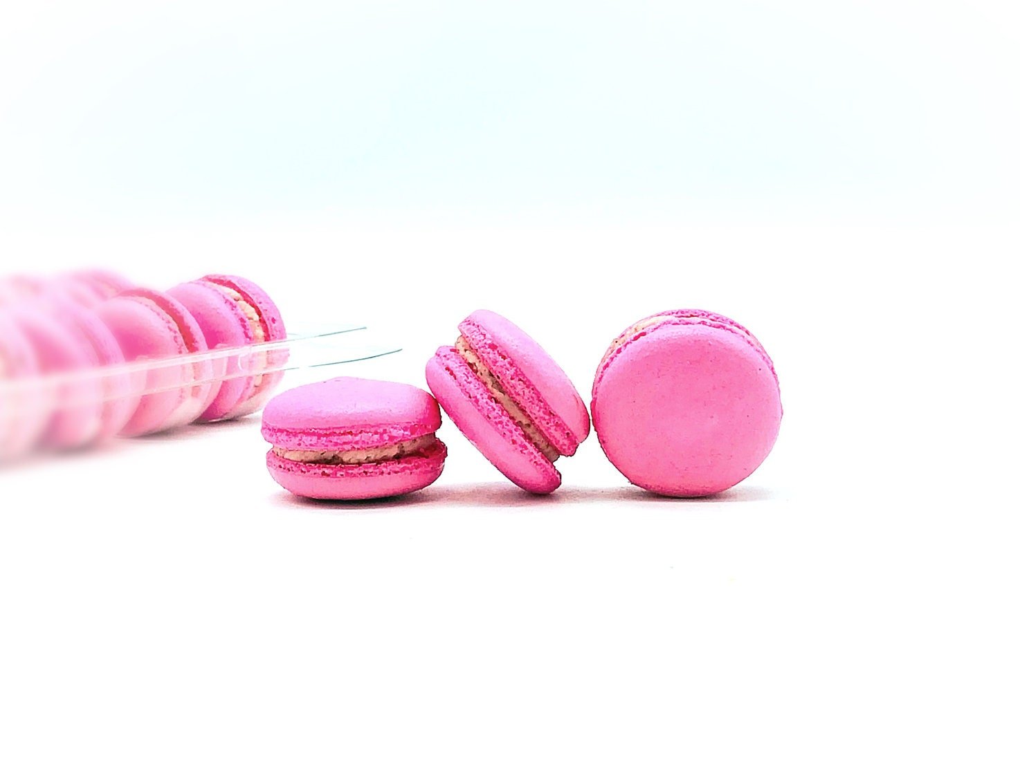 50 Pack Raspberry Buttercream French Macaron Value Pack - Macaron Centrale