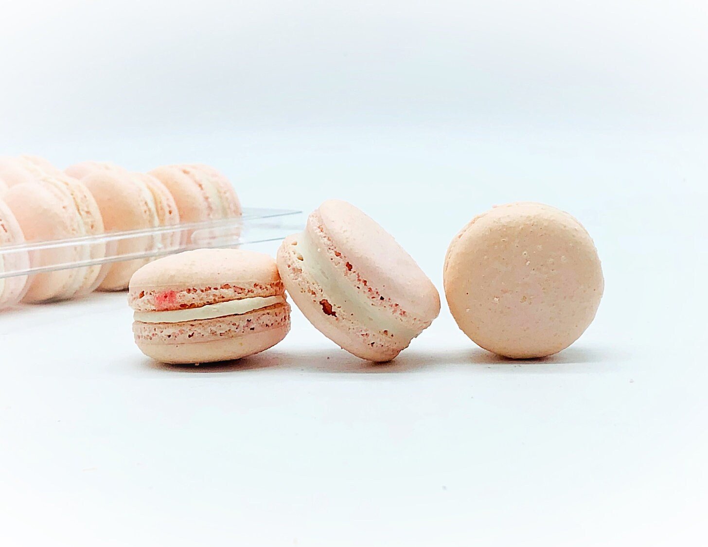50 Pack Raspberry Chocolate Buttercream French Macaron Value Pack - Macaron Centrale