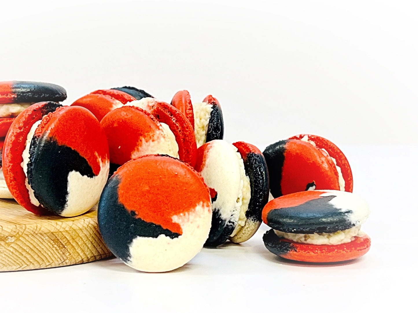 50 Pack Ricer Krispies French Macaron Value Pack | Mickey Inspired French Cookies - Macaron Centrale