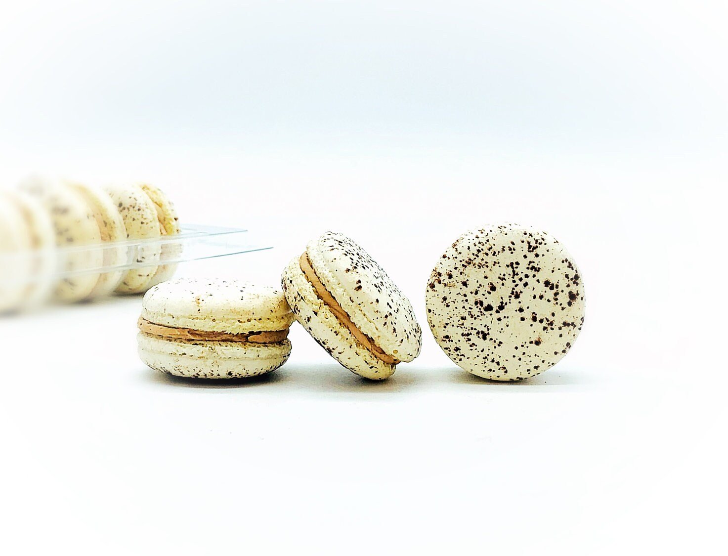 50 Pack Tiramisu French Macaron Value Pack - Macaron Centrale