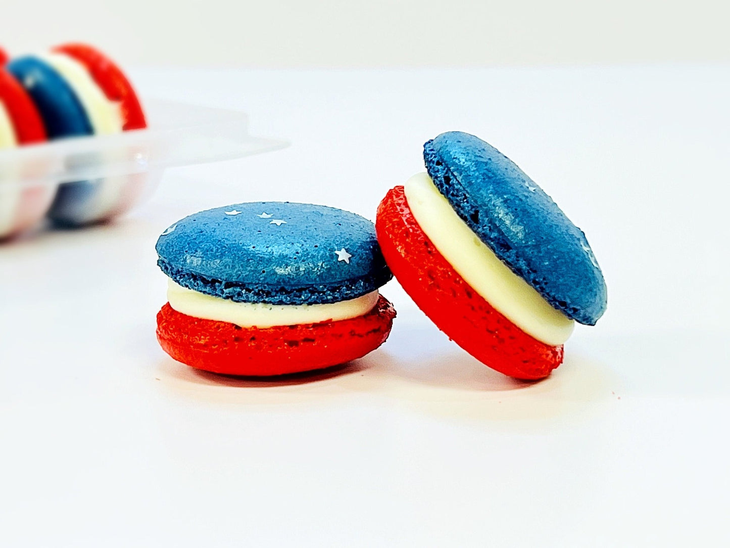 50 Pack United States of Macarons | Twinkling Star Pack French Macarons Value Pack - Macaron Centrale