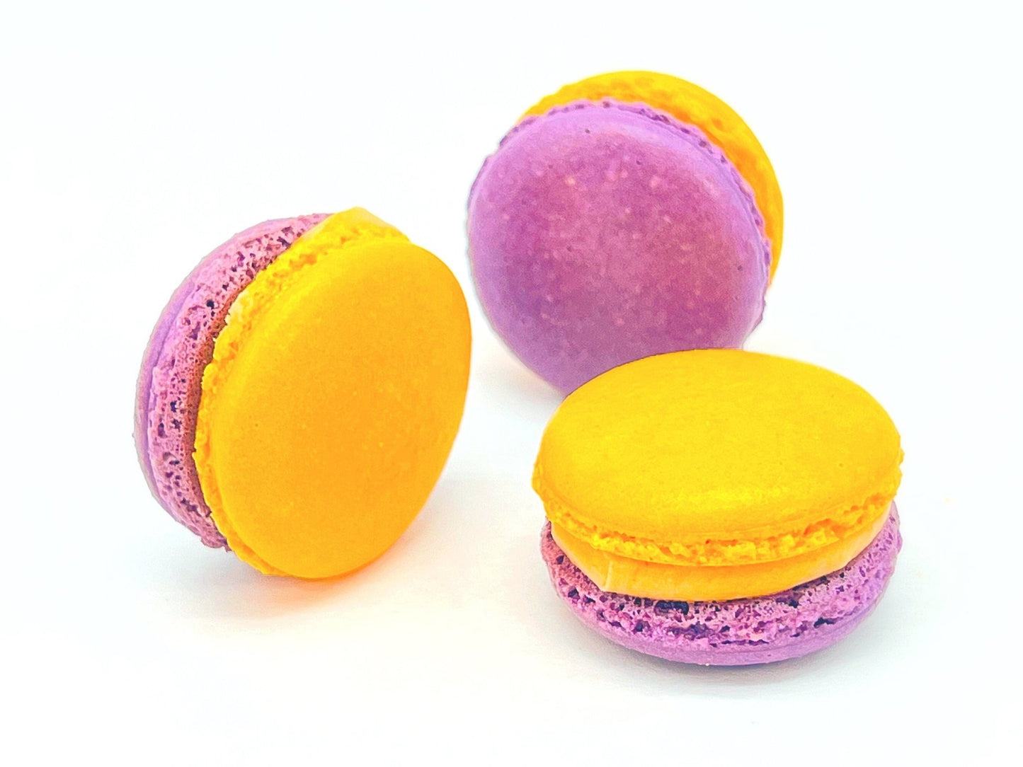 6 Pack Blackberry Thai Tea French Macarons - Macaron Centrale