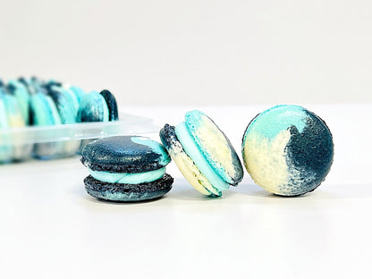 6 Pack Blue Curacao White Chocolate French Macaron - Macaron Centrale