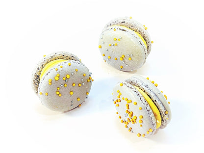 6 Pack Butterscotch Dark Chocolate French Macaron - Macaron Centrale