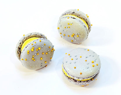 6 Pack Butterscotch Dark Chocolate French Macaron - Macaron Centrale