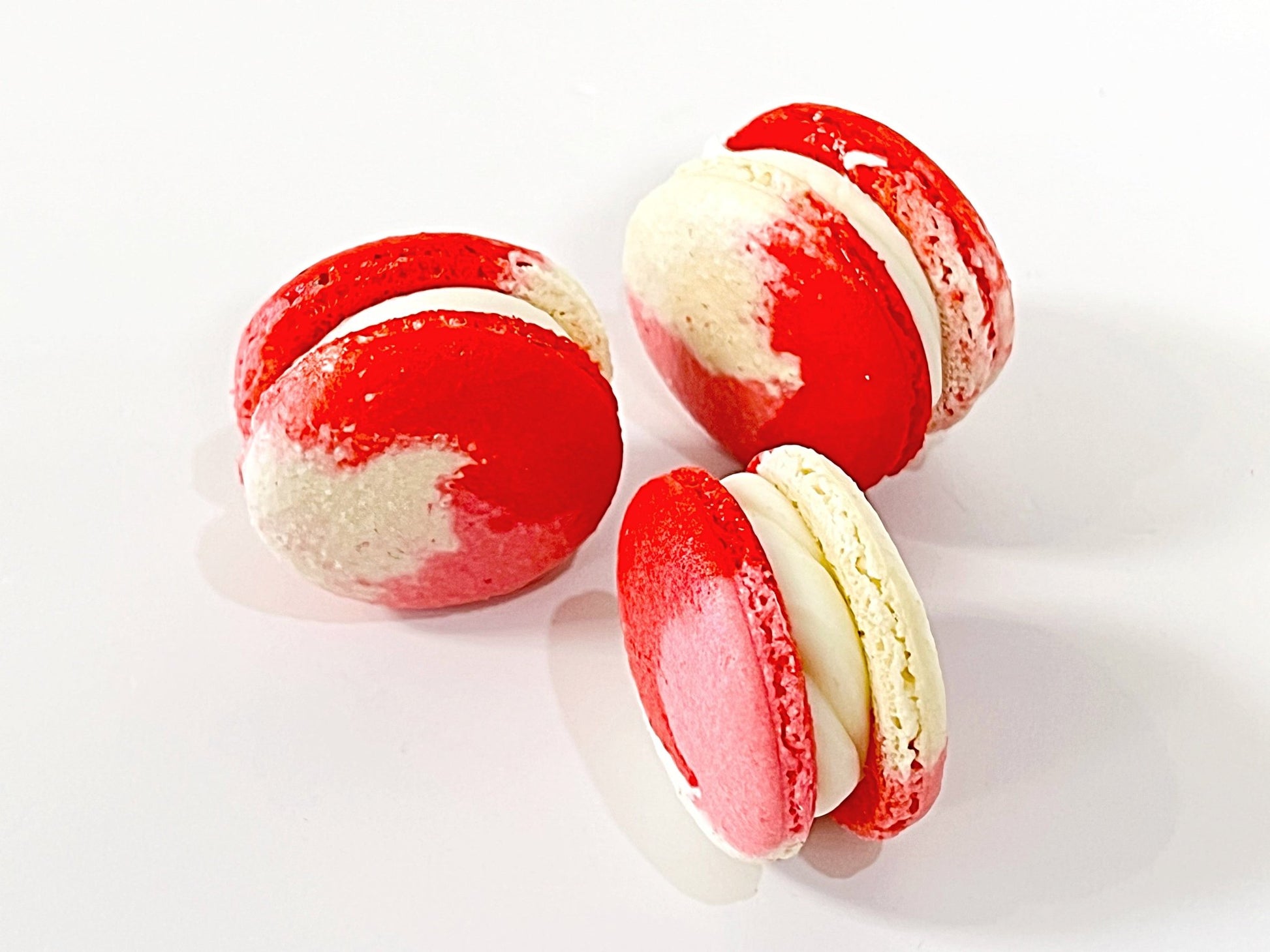 6 Pack Chocacherry French Macarons - Macaron Centrale