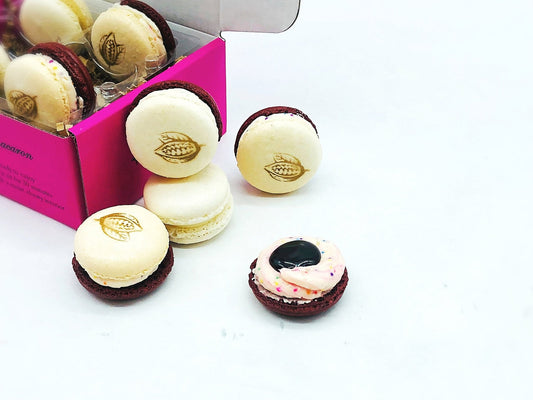 6 Pack Chocolate Sundae French Macarons - Macaron Centrale