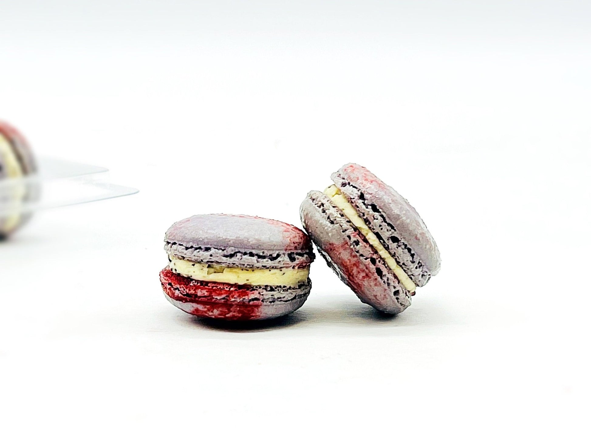 6 Pack Earl Grey Raspberry French Macaron - Macaron Centrale