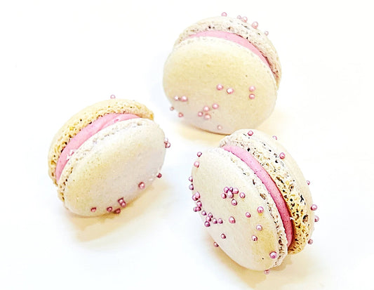 6 Pack Gourmet Taro French Macarons - Macaron Centrale