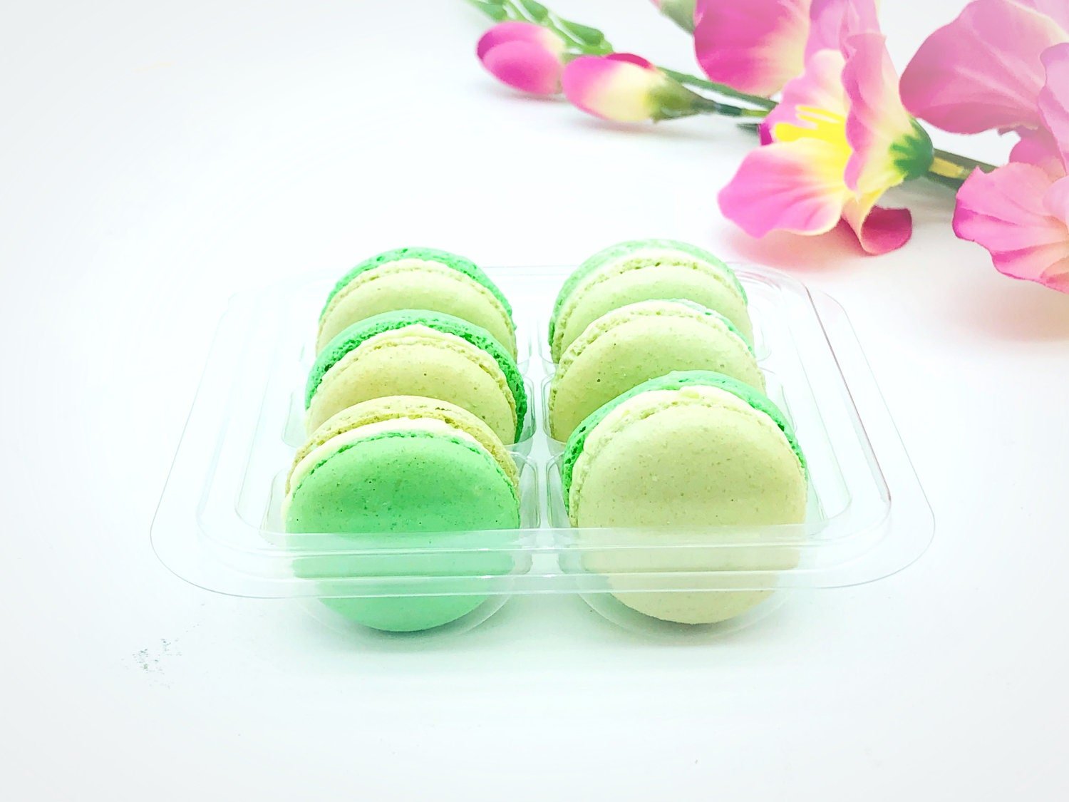 6 Pack Honeydew Macarons - Macaron Centrale