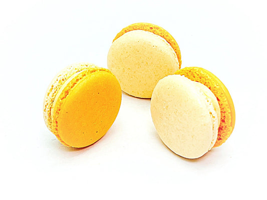 6 Pack Orange Pumpkin Macarons - Macaron Centrale