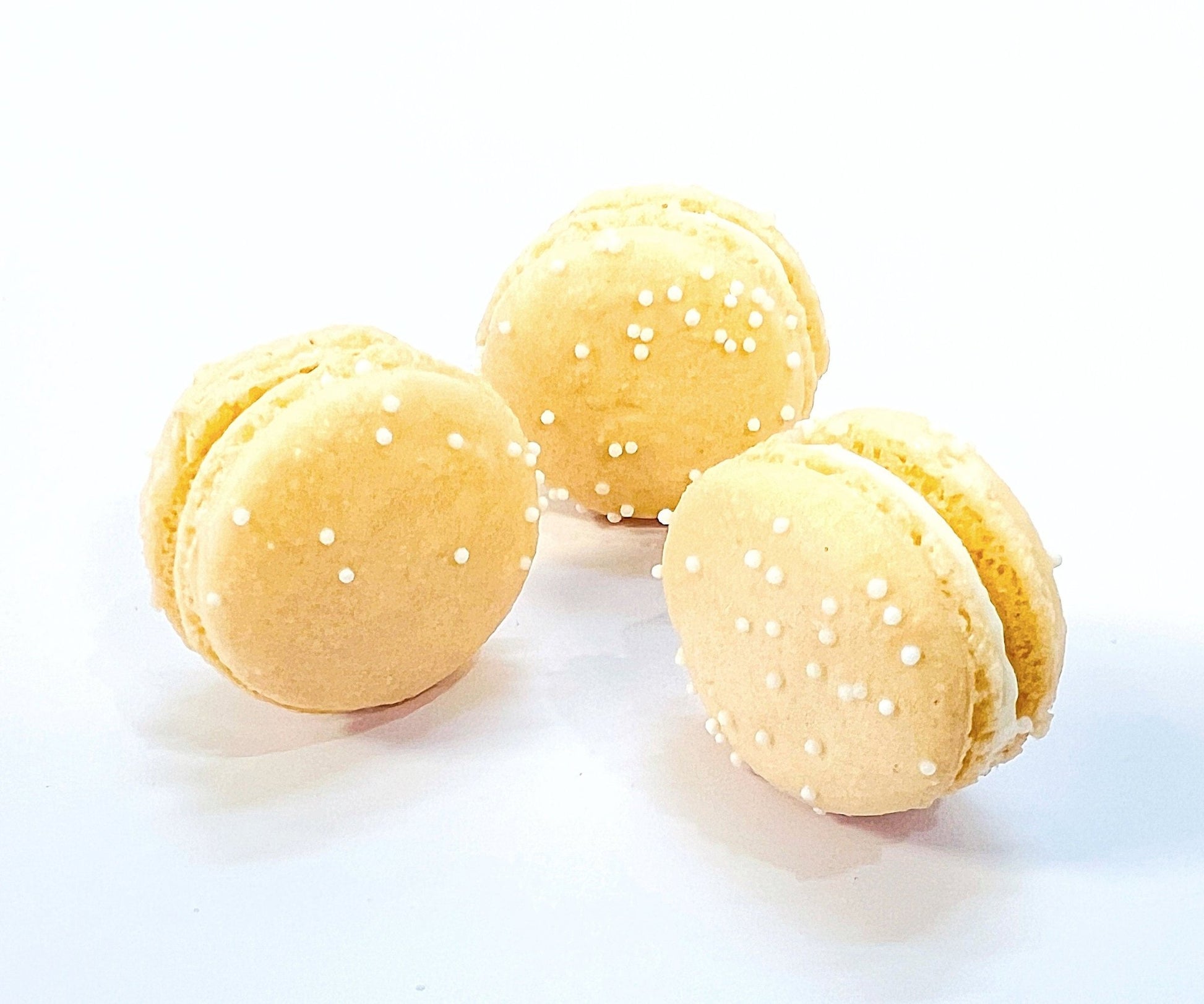 6 Pack Peppermint & Marmalade French Macarons - Macaron Centrale