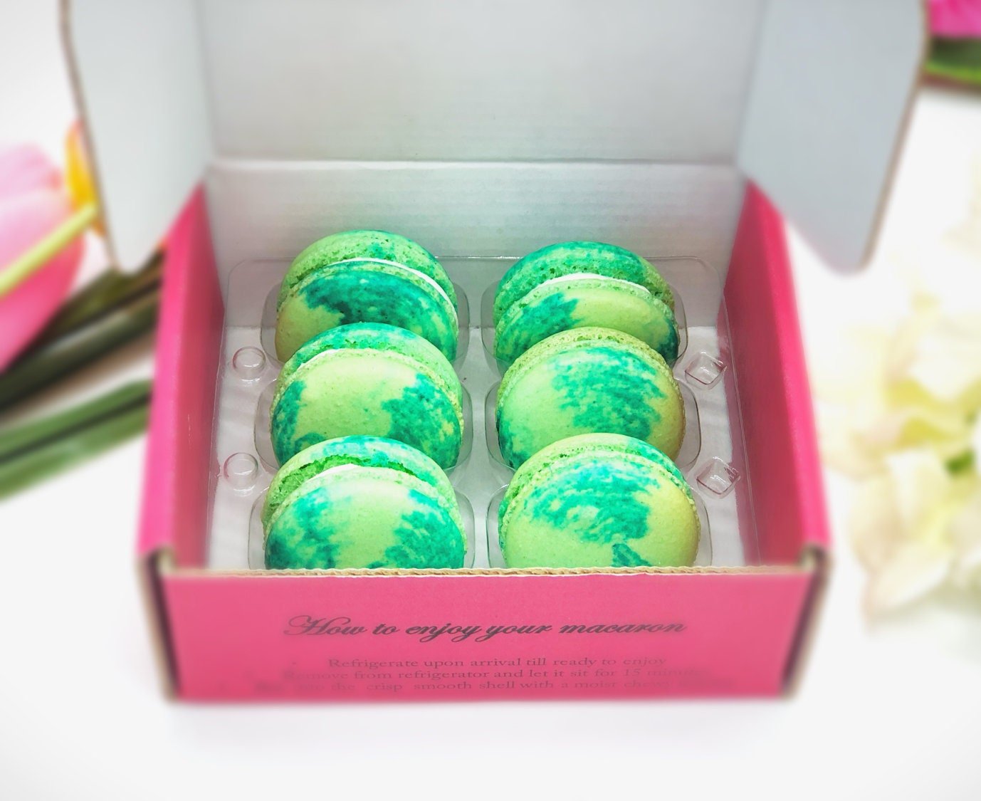 6 Pack Piña Colada Macarons - Macaron Centrale