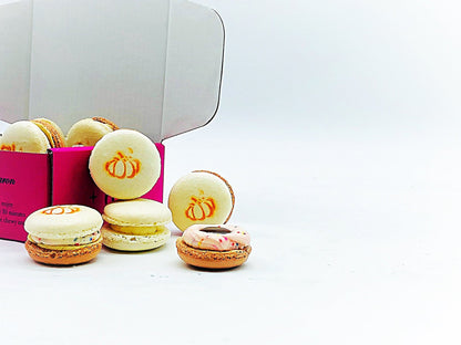 6 Pack Pumpkin Sundae French Macarons - Macaron Centrale