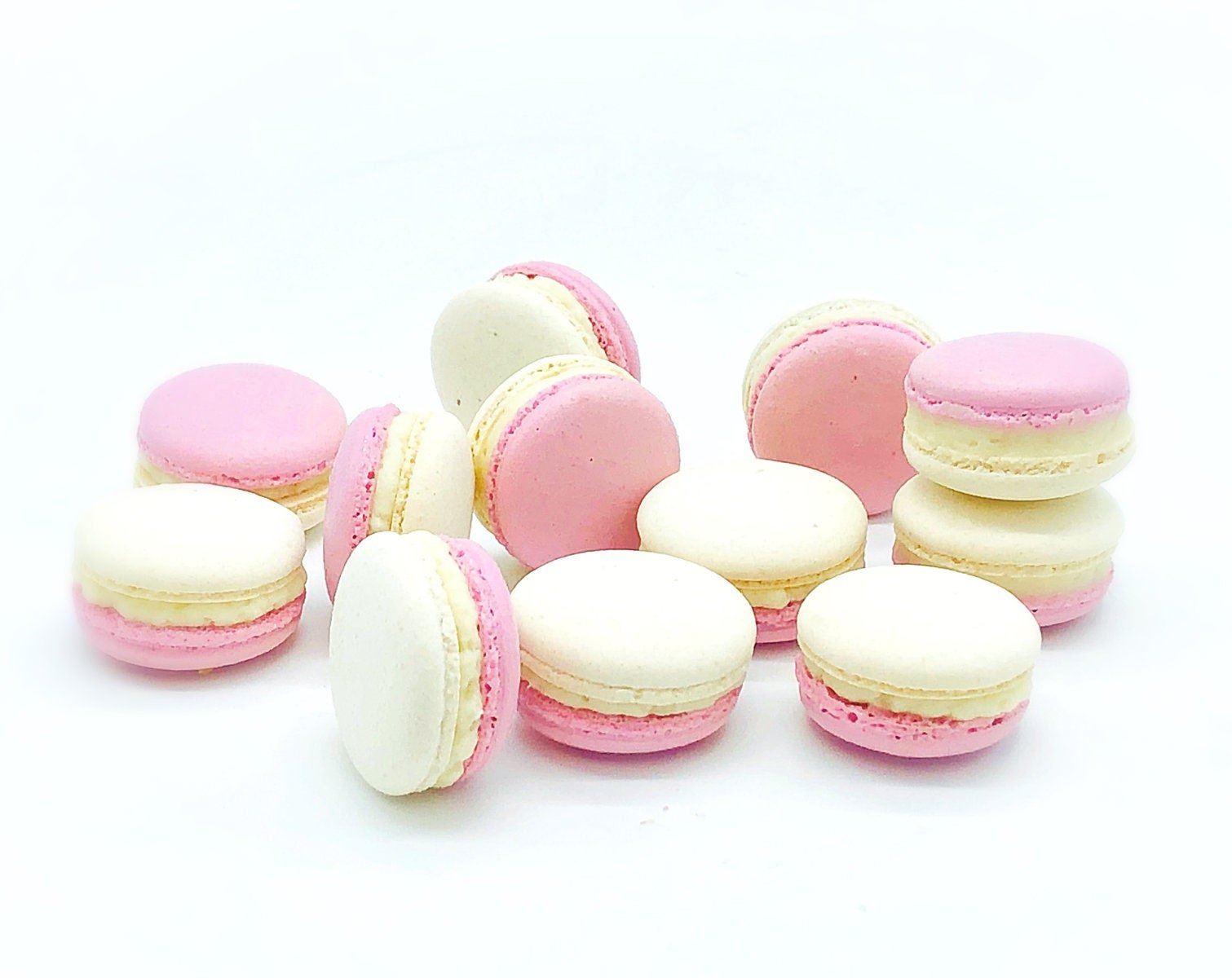 6 Pack Raspberry White Chocolate Ganache Macarons - Macaron Centrale