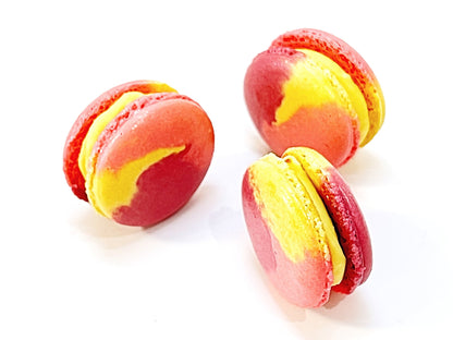 6 Pack Sailor Moon Inspired French Macaron | Mango Passion Fruit Mouse French Macarons - Macaron Centrale6 Pack