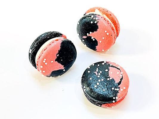 6 Pack Vanilla Raspberry Custard French Macaron - Macaron Centrale