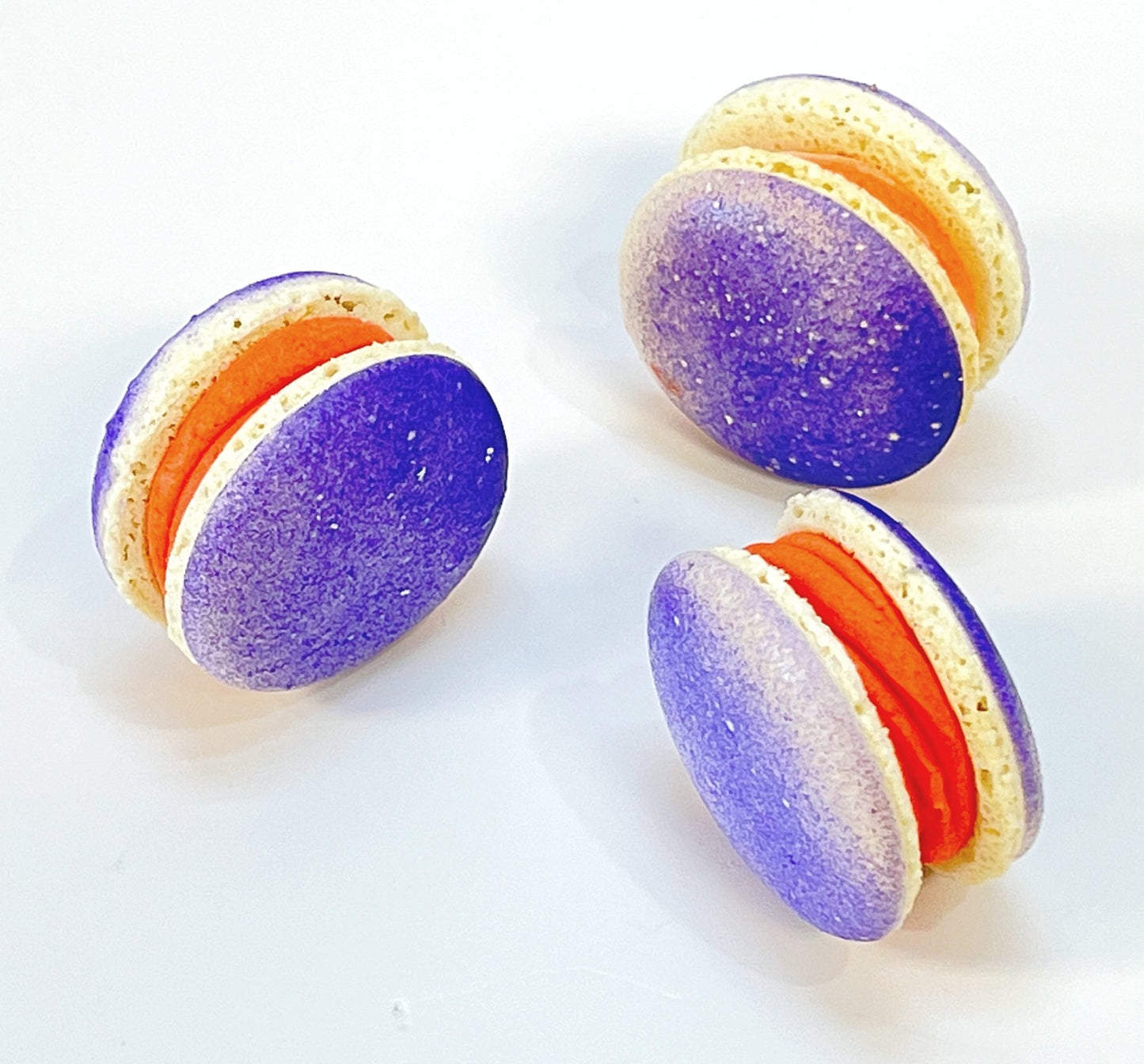 6 Pack Zesty Orange Grape French Macaron - Macaron Centrale