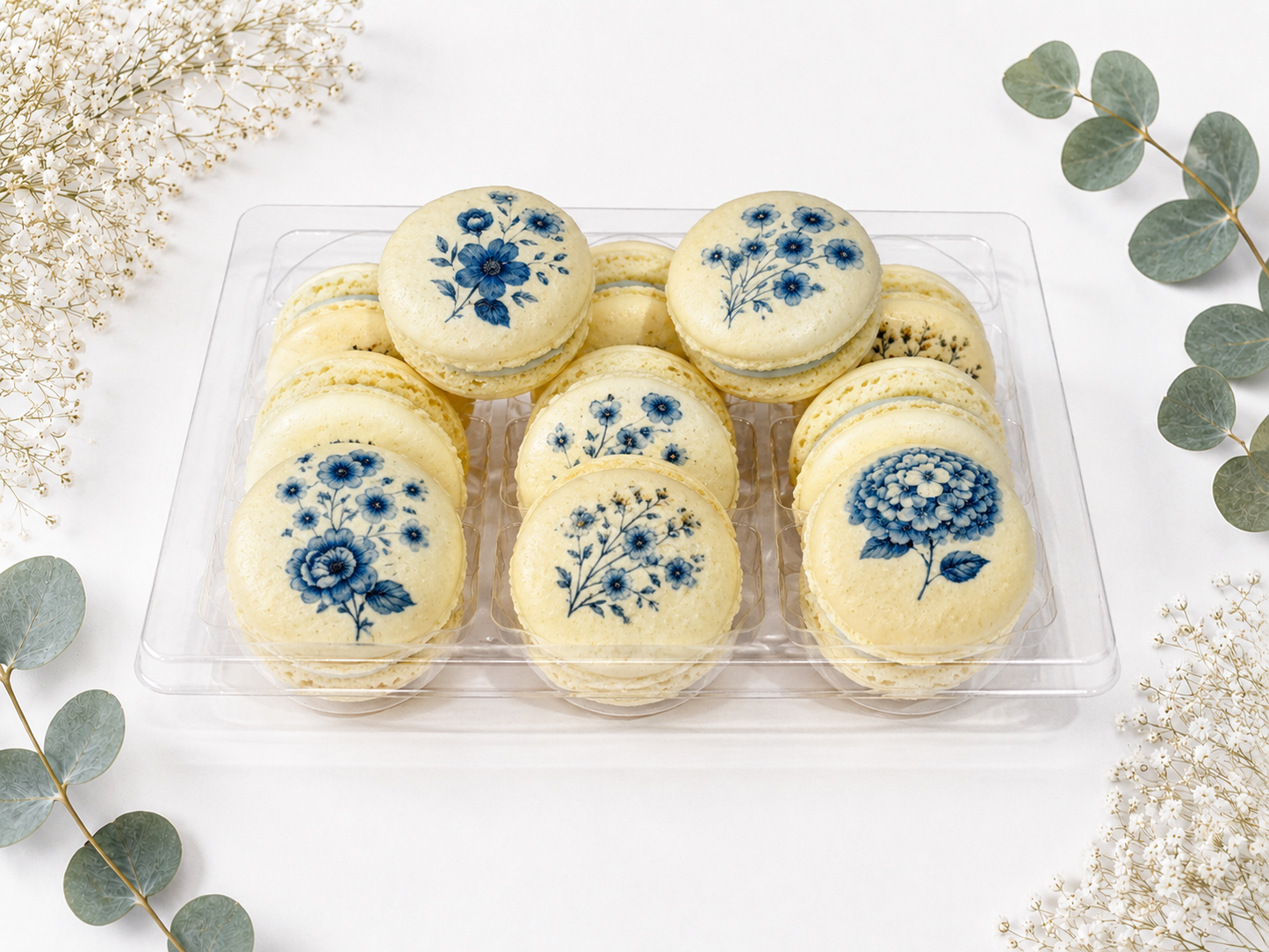 Blue Flower French Macaron Set