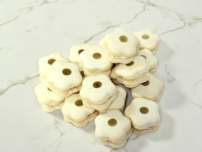 Vanilla Flower French Macarons – Elegant, Delicate & Perfect for Any Celebration