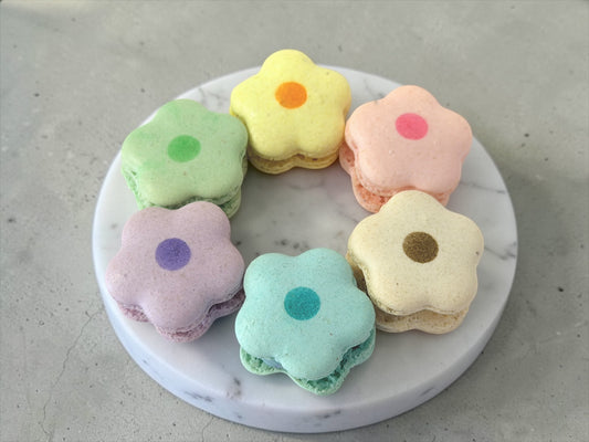 6-Pack Flowered Macaron Assortment (Minimum 4 Sets)