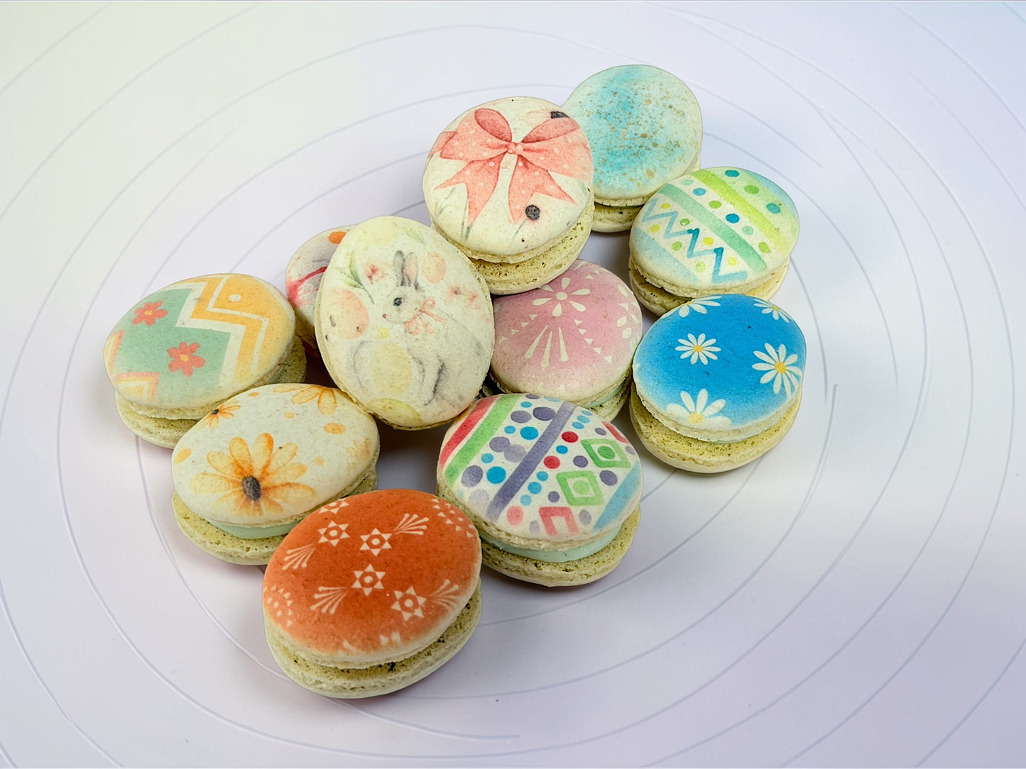 Decorative Egg French Macarons