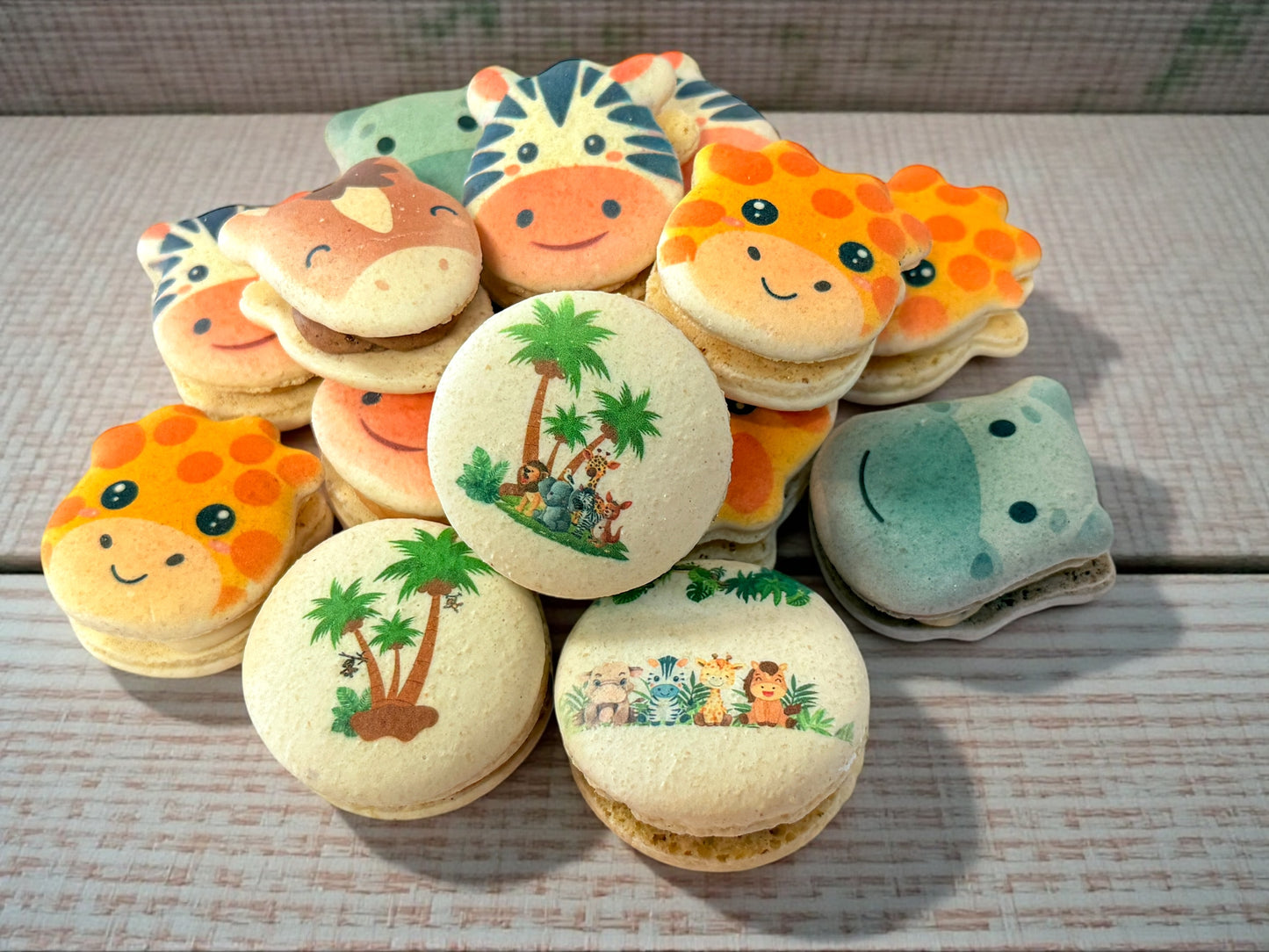 The Ultimate Safari Friends Macaron Tower - Macaron Tower Included
