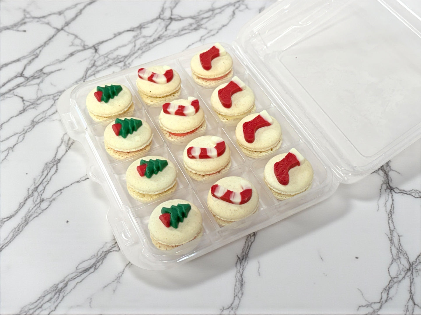 Holiday Cheer Chocolate Charm Macaron | Gift Ready Pack