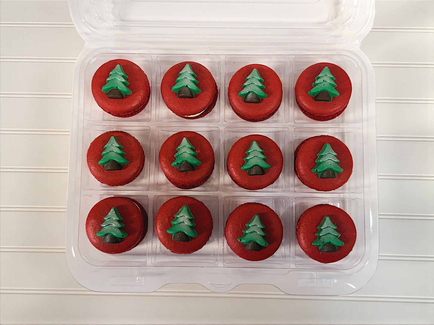 Holiday Tree Chocolate Charm Macaron | Gift-Ready Pack