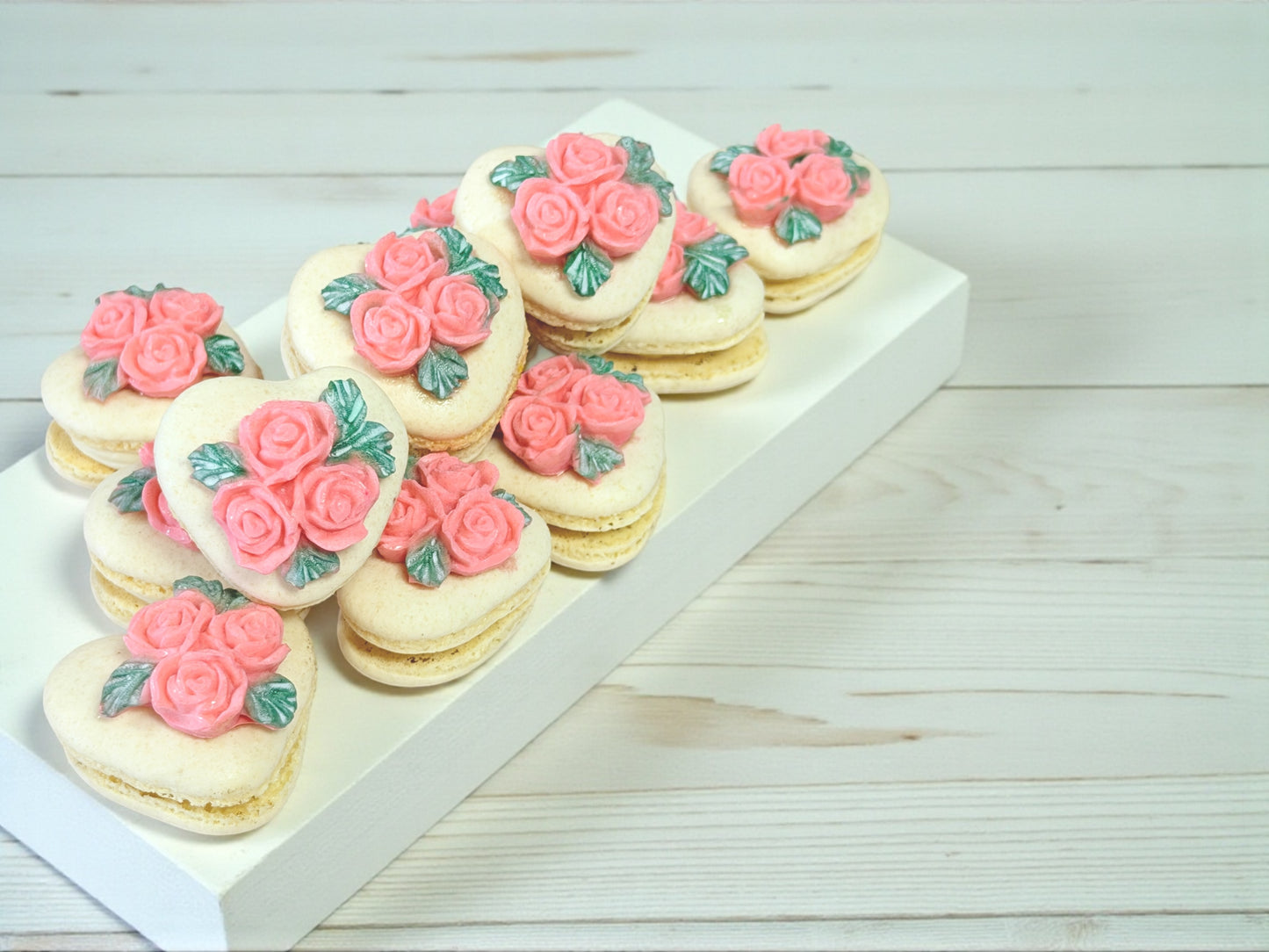 Vegan Rosette Heart French Macaron | Classic