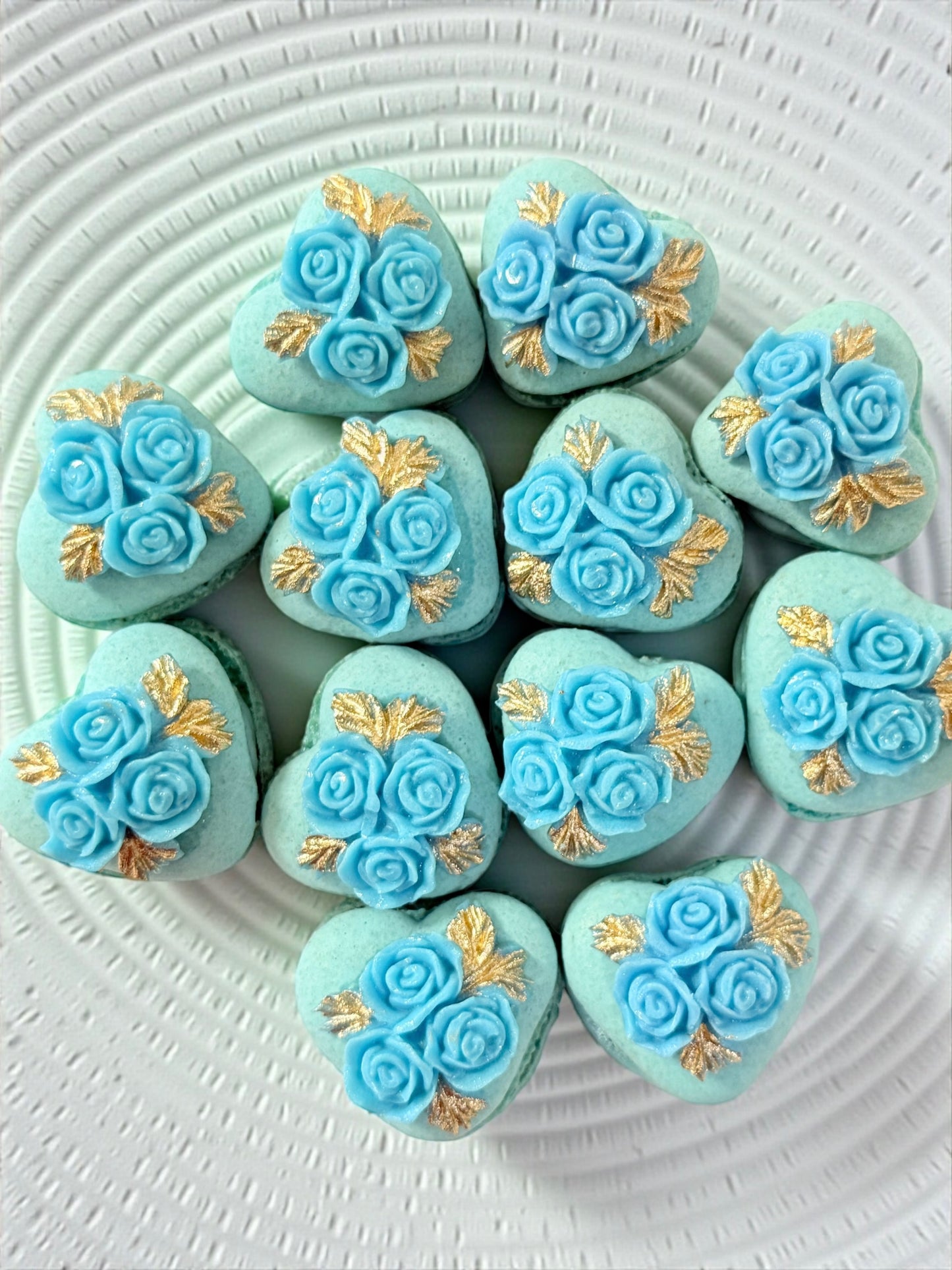 Vegan Rosette Heart French Macaron | Blue