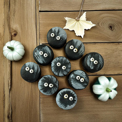 👀 Pee-Ka-Boo French Macarons