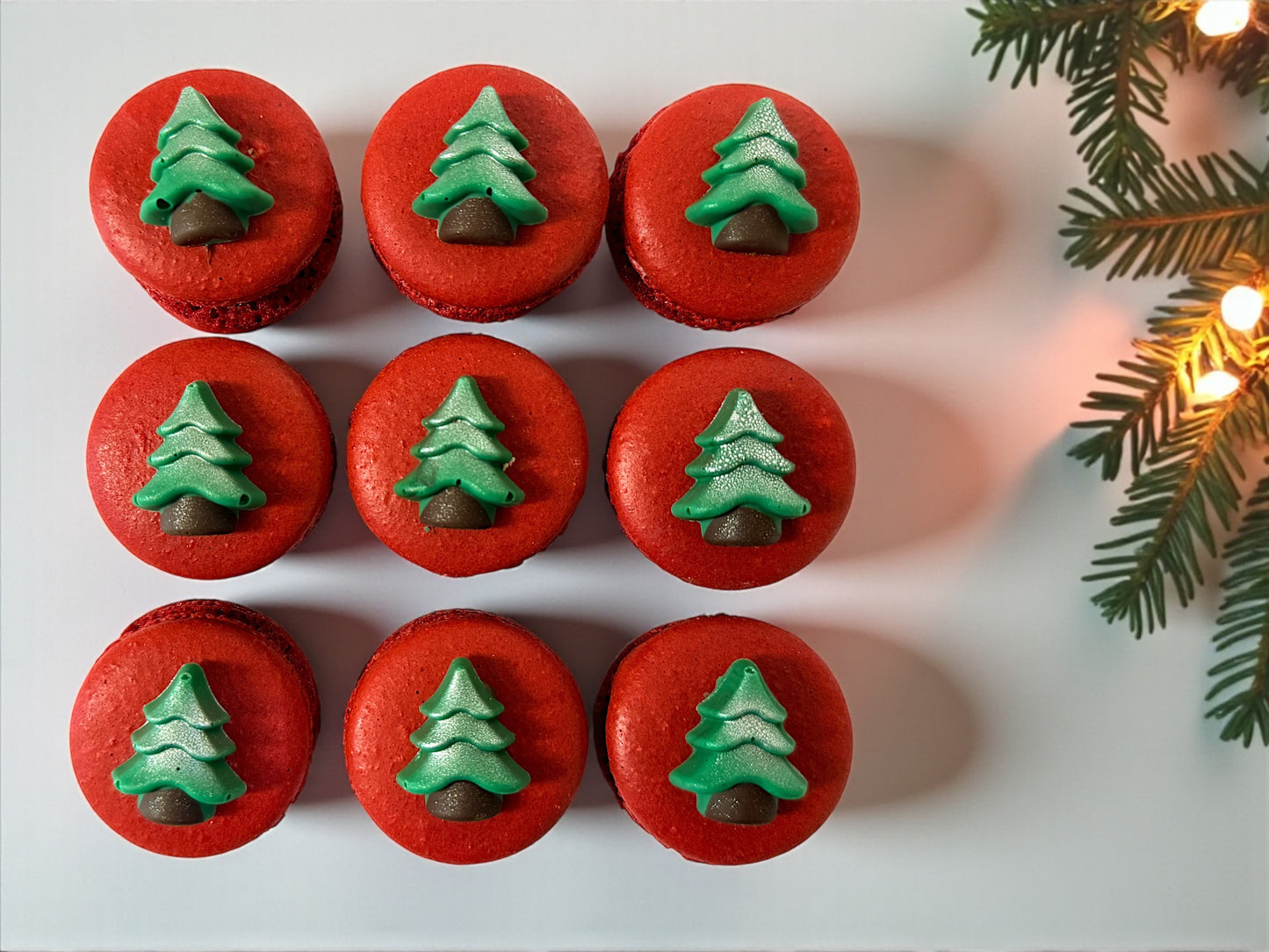 Holiday Tree Chocolate Charm Macaron | Gift-Ready Pack