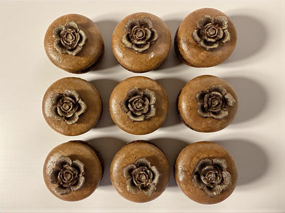 Vintage Bloom | Chocolate Rose Charm Macarons