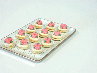 Vegan Rosette Heart French Macaron | Classic