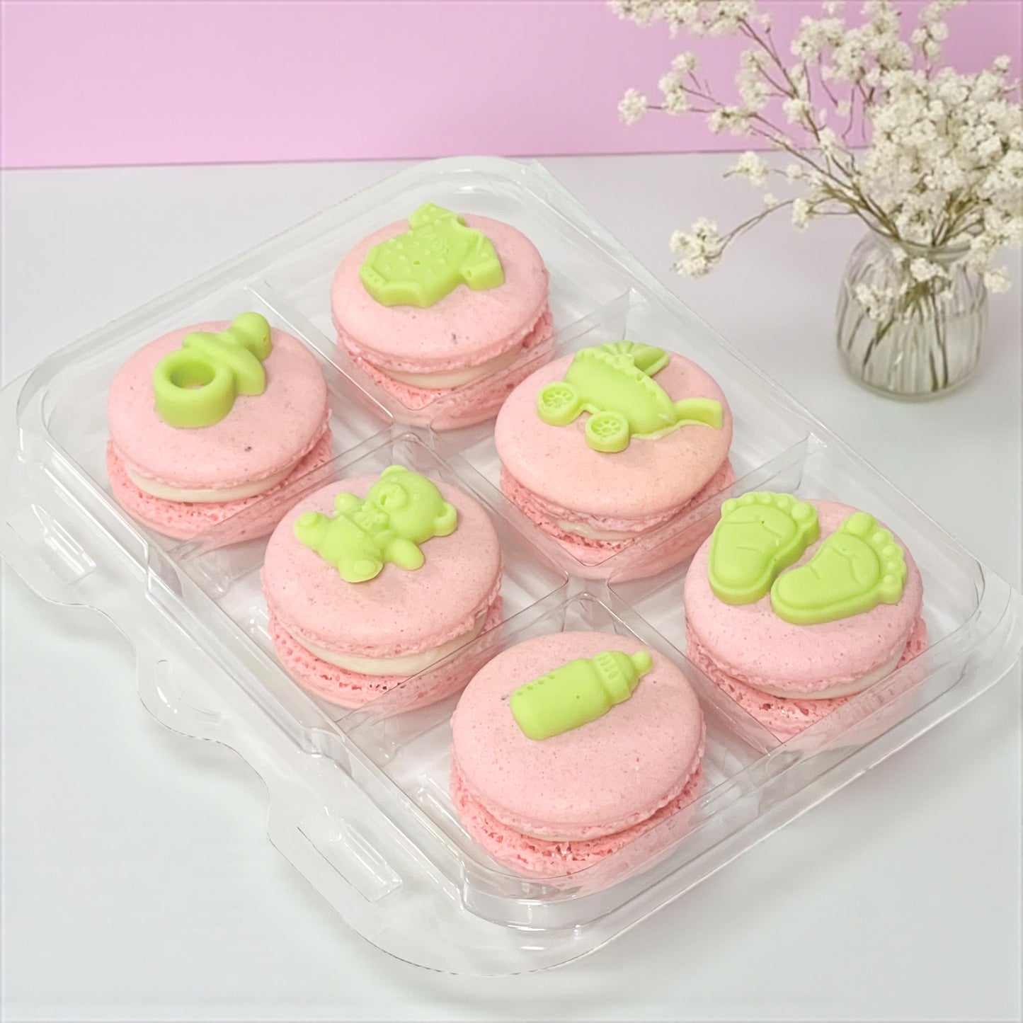 Sweet Arrival Girl Macaron Set – Customizable Flavors